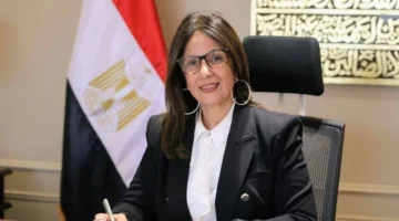 استقالة وزيرة الثقافة من منصبها التزاماً بقرارات القضاء الصادرة بحقها
